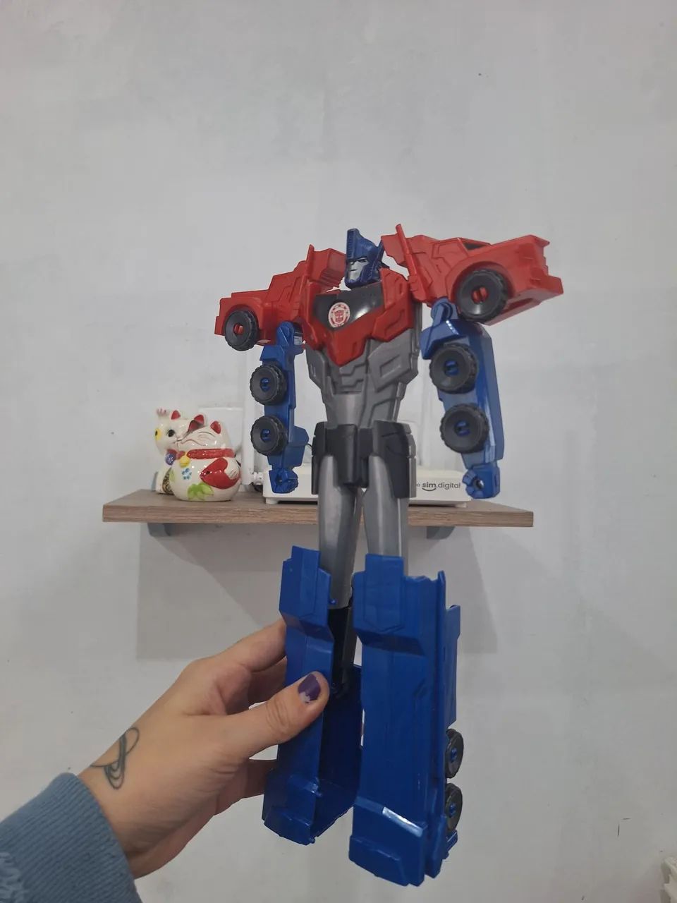 Boneco Robô e caminhão Transformers 2 em 1 - Foto 4