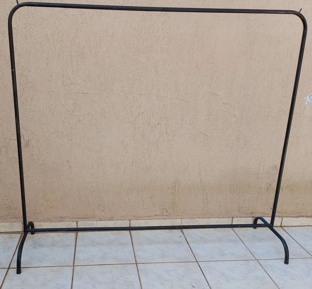 Suporte expositor para roupas, arara 