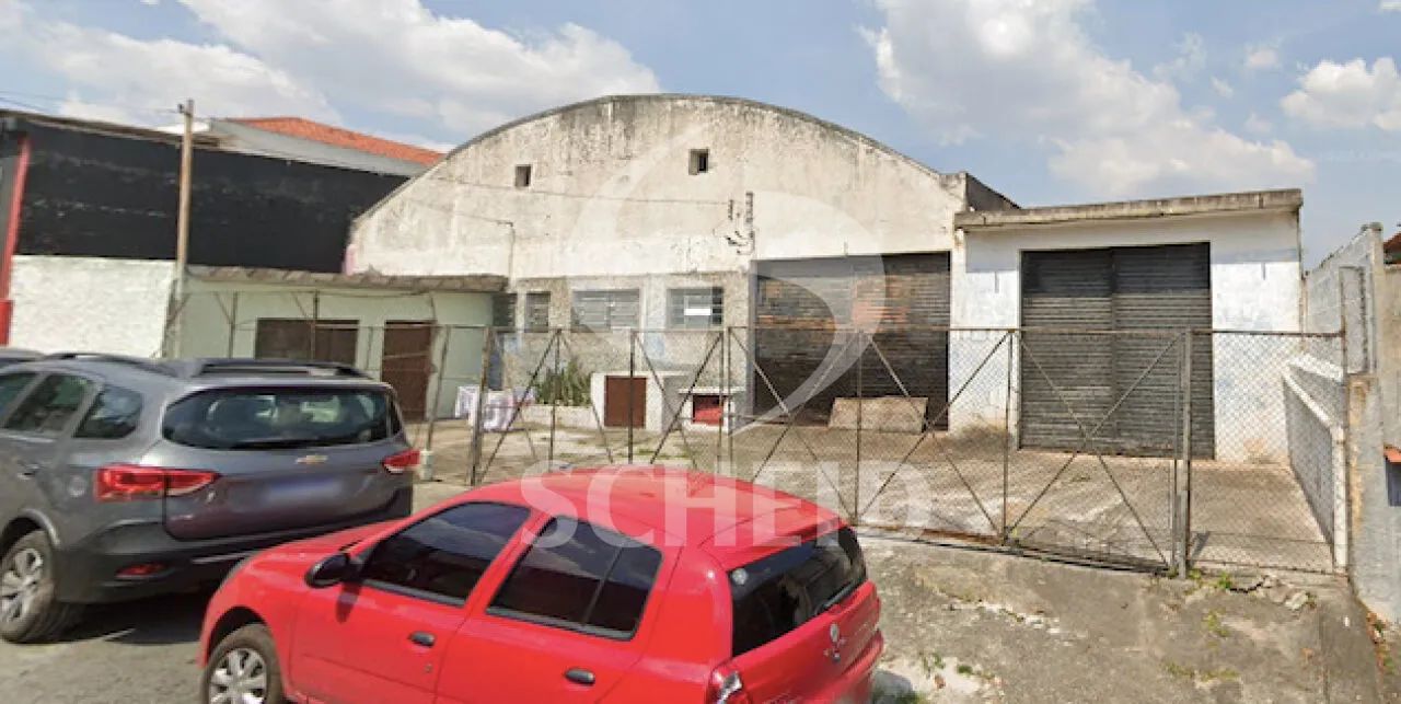 Galpão com 700m2 em ótima localização em Interlagos. - Foto 2