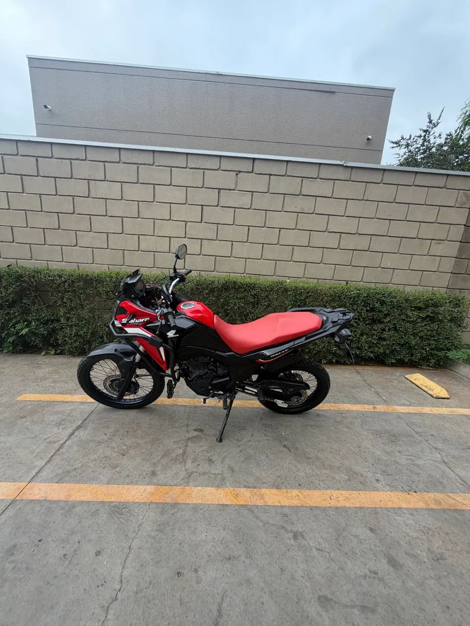 Sahara 300 