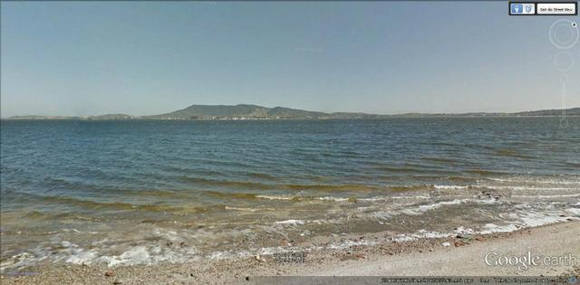 Ótimo terreno em São Pedro da Aldeia, de frente Lagoa de Araruama, 180.000,escriturado - Foto 2