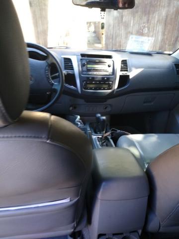 Hilux Turbo Diesel Srv 3.0 Automática 4x4 2010 - Foto 7
