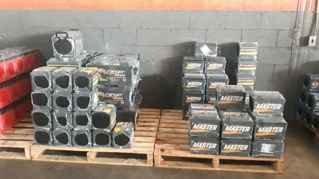 Baterias com base de troca novas em promoção CONFIRAN