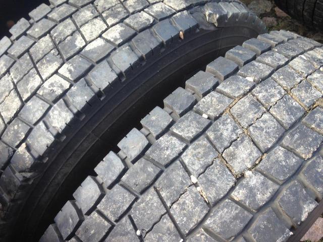 Iveco 740S46T 2011 6x4 automática Teto Alto - Foto 12