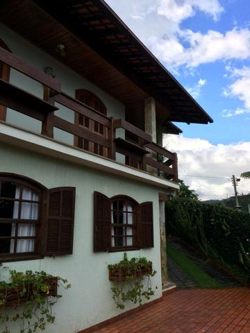 Casa com 04 quartos na Chácara do Paraíso à 2,5kms do centro
