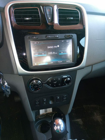 Logan Dynamique 1.6 2017 Completo - Foto 3