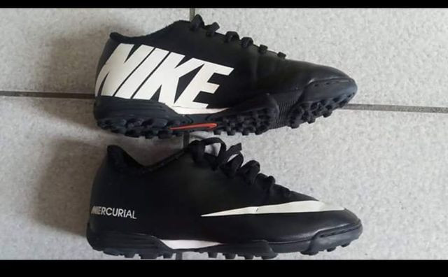 Chuteira infantil Nike Mercurial