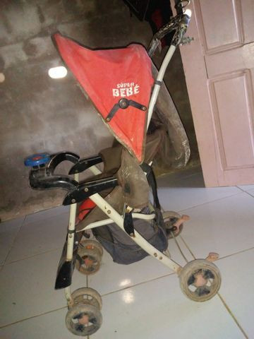 Vendo 1 carrinho de bebê - Foto 2