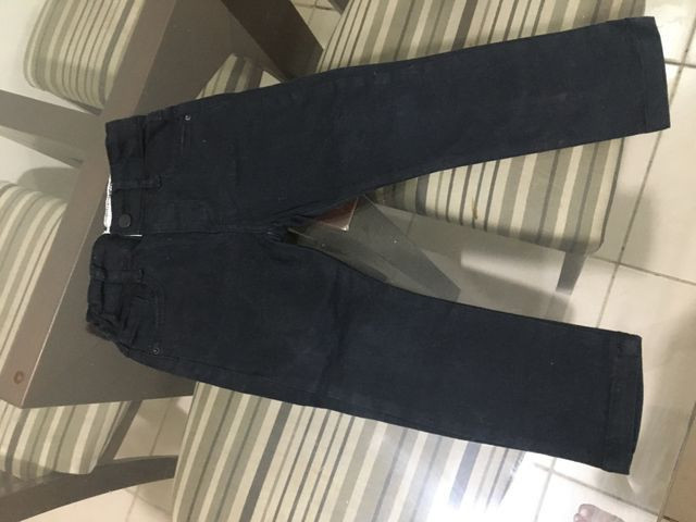 Roupas semi novas TAM 2