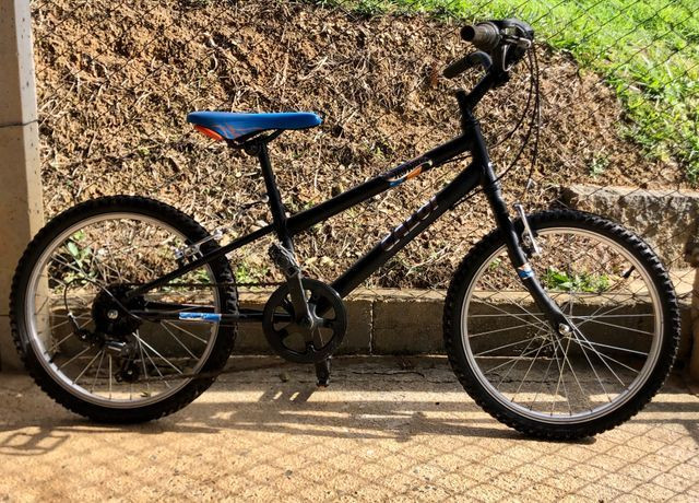 Bicicleta Caloi hotwheels