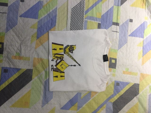 Camiseta high