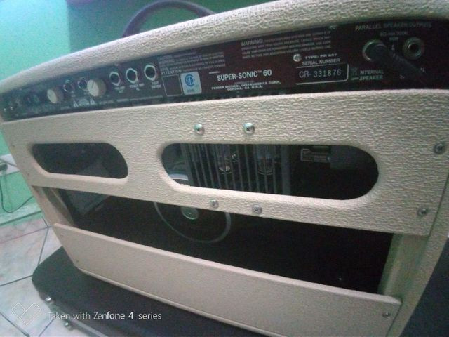 Amplificador fender super Sonic 60 w