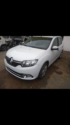 Sandero 1.6 2015 Sucata para retirada de peças