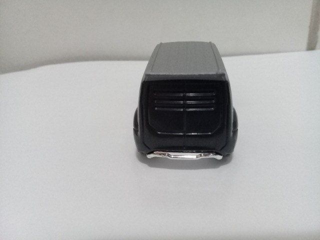Miniatura 1/64 Perua Ford Transit Connect