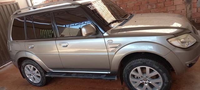 VENDO UMA PAJERO TR4