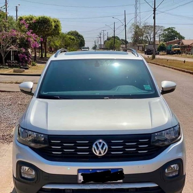 VOLKSWAGEN T-CROSS TSI