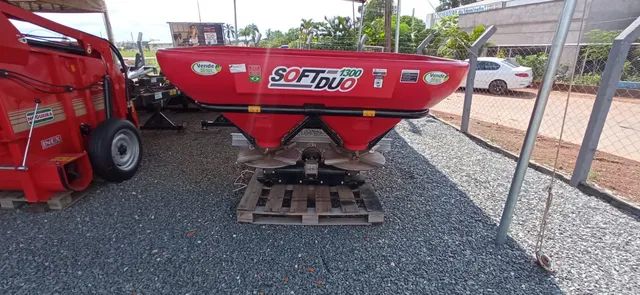 Distribuidor soft Nogueira 1300 kg