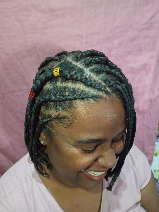 "Transforme-se no melhor de você! Tranças, cortes, químicas e muito mais."