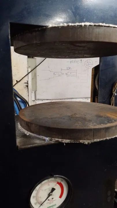 Prensa vulcanizadora para zamac 