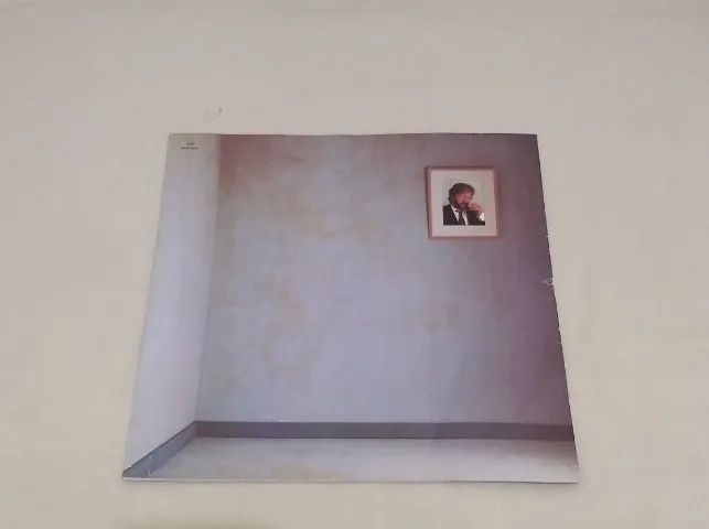 LP Eric Clapton - Money And Cigarettes. Com Encarte. (P-1983) - Nacional. - Foto 3