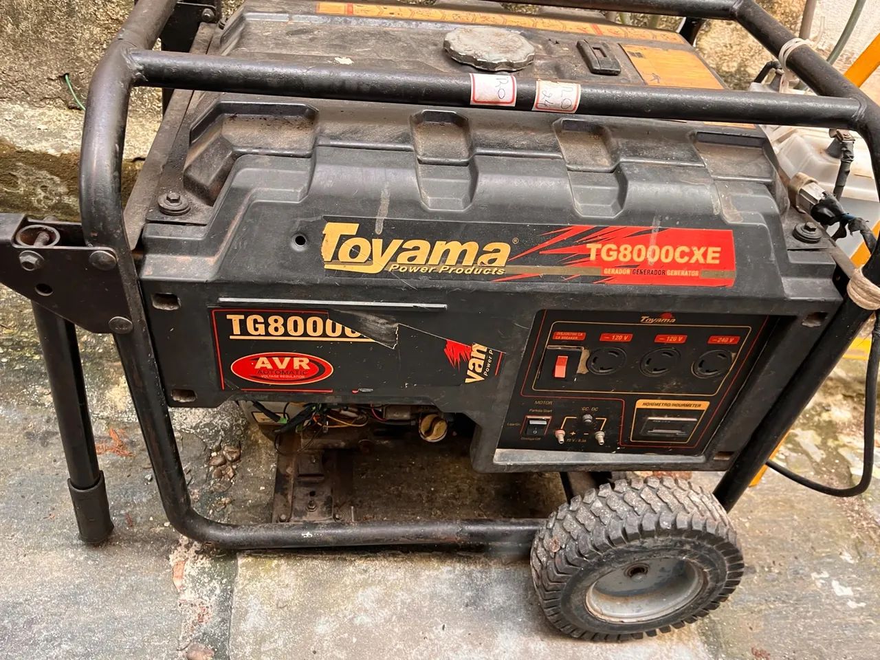 Vendo 3 gerador 2x toyama 8kva e Motomil 8kva