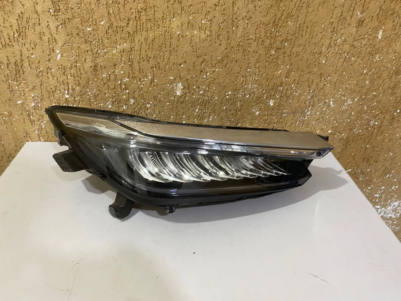 Farol direito City Touring 2022/2023/2024/2025