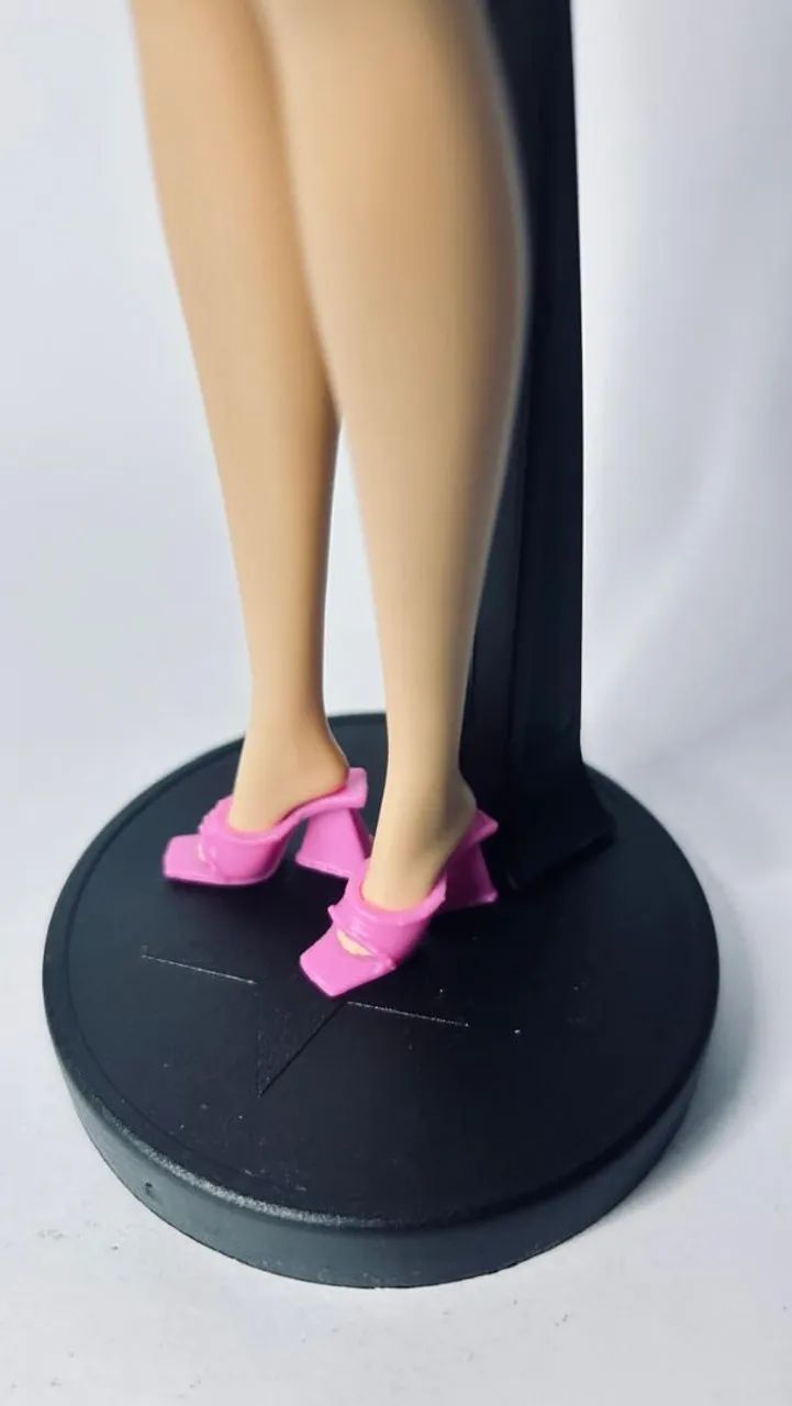 Boneca barbie Personalizada  - Foto 4