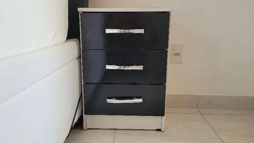 Mesa de cabeceira para quarto 