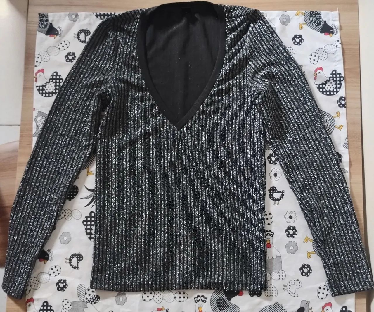 Camisa canelada com brilho - Elegância e conforto!