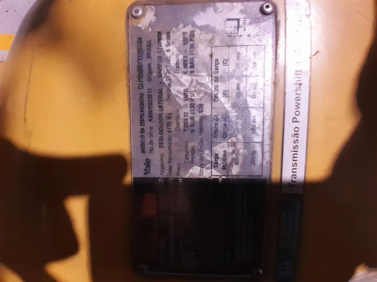 Empilhadeira Yale 50mx 2,5t ano 2019 - Foto 6