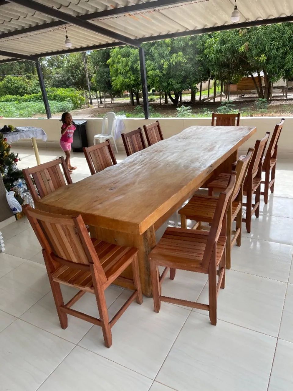 Mesas de madeira maciça com cadeiras todos os tamanhos - Foto 6