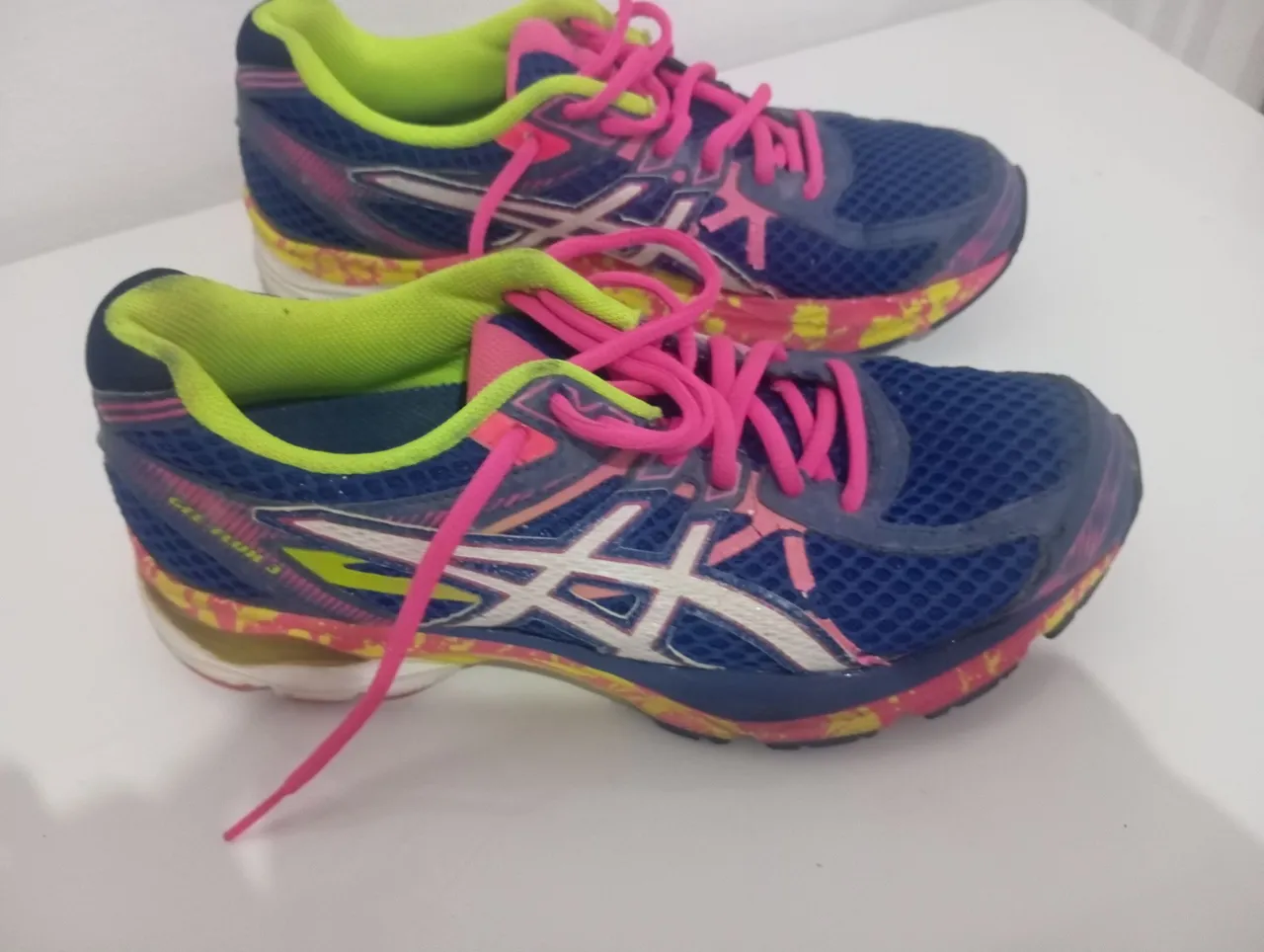 Tênis Asics Gel-Run 3 - Azul/Rosa/Amarelo