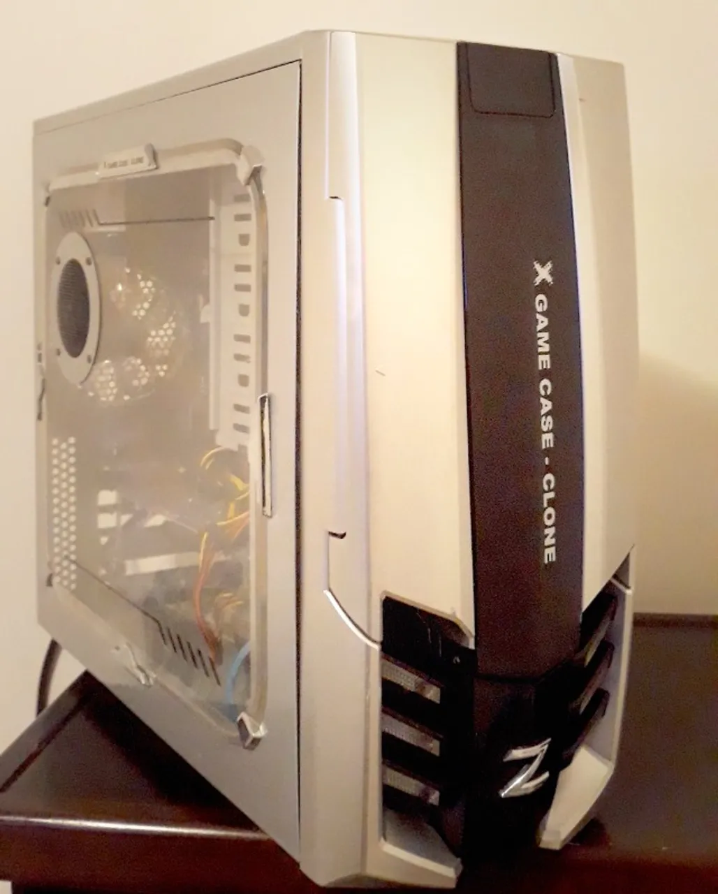 Desktop Gabinete Clone X-GAME prata/preto