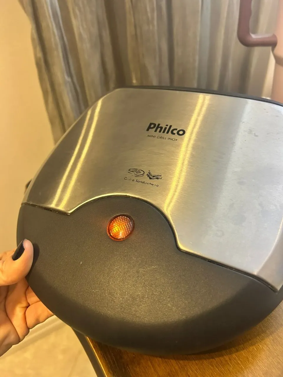 Mini Grill Philco - Inox/Preto - 220V - usada - Floripa