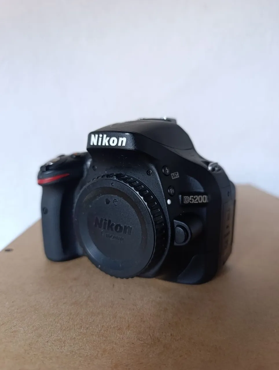 Câmera DSLR Nikon D5200