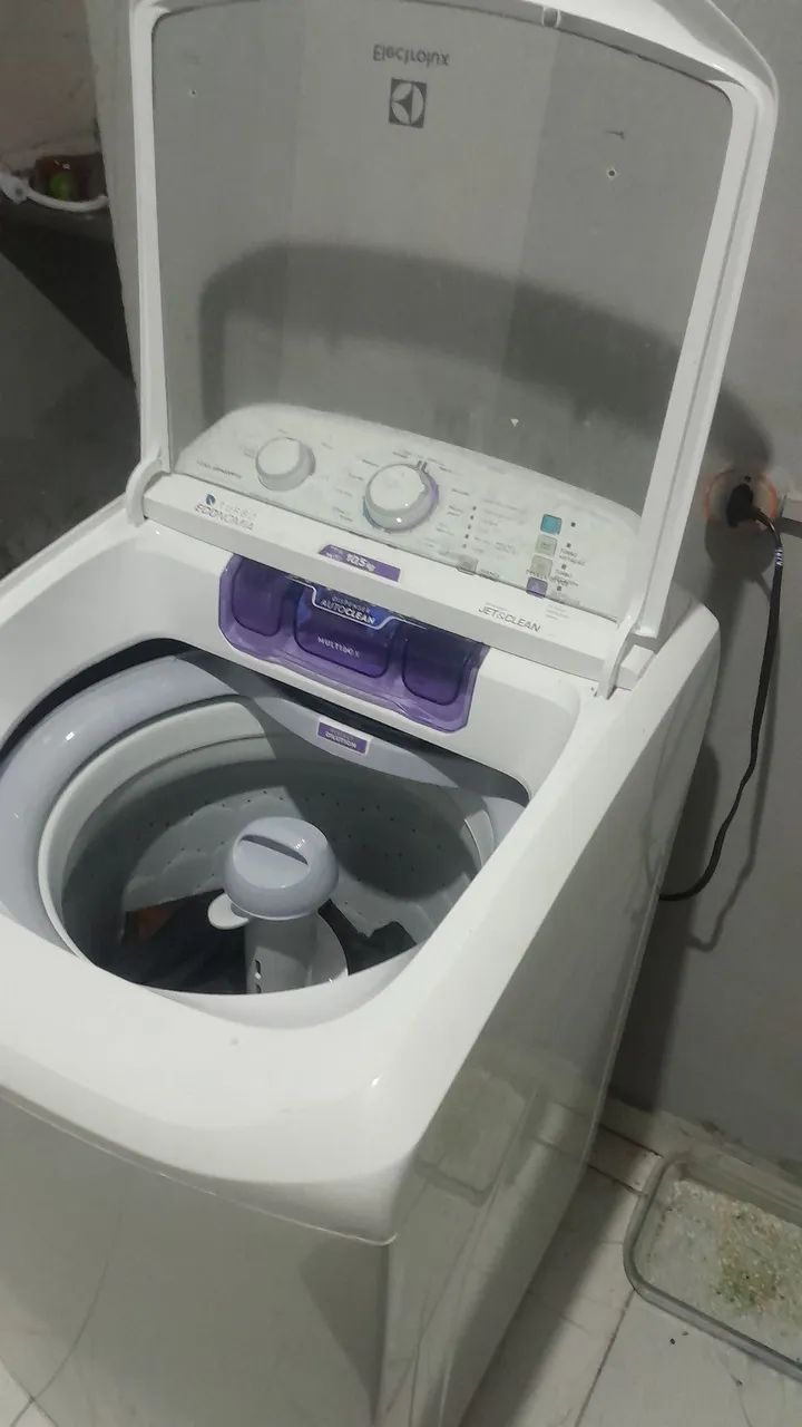 Lava roupa eletrolux