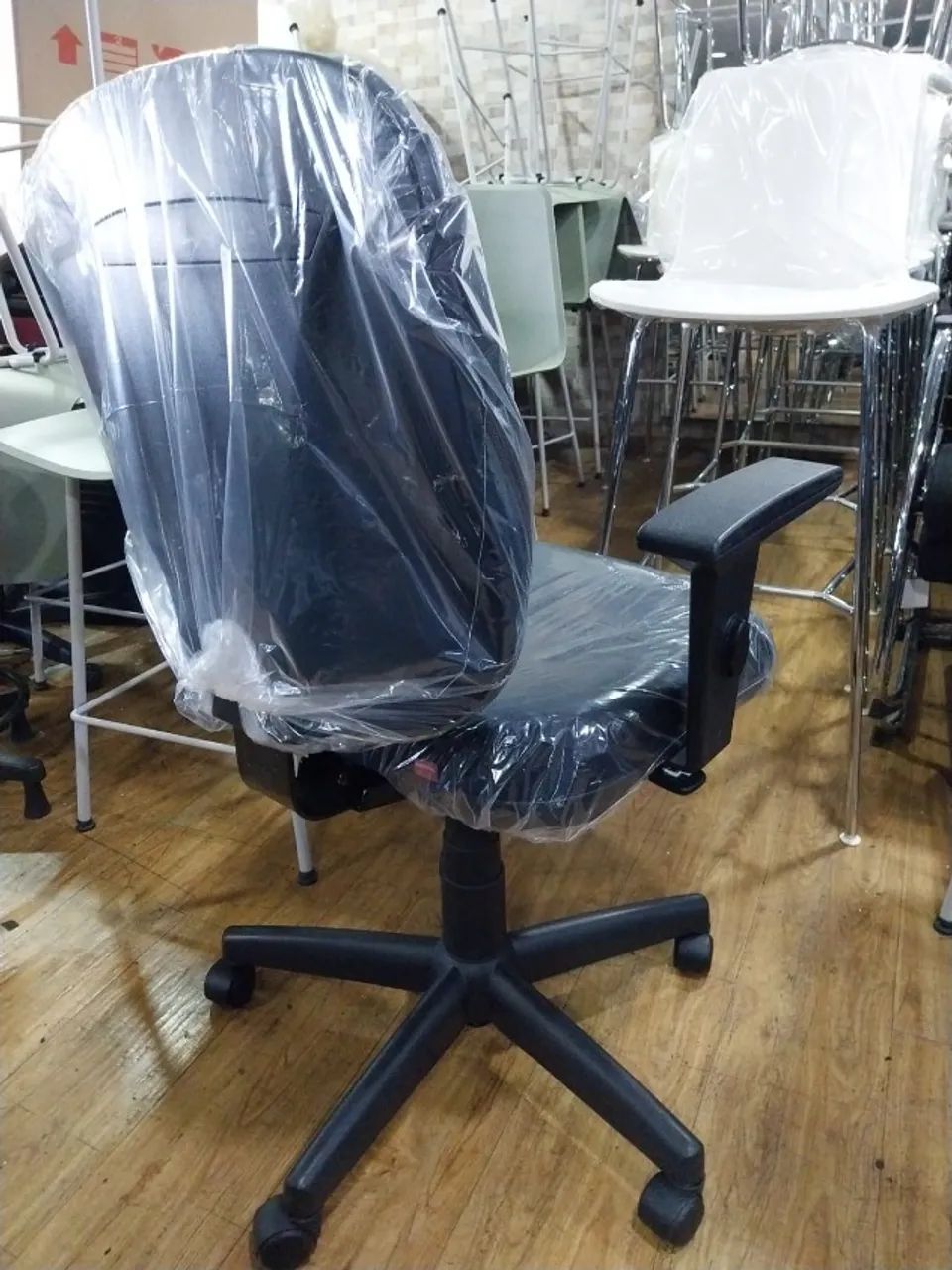 Cadeira de Escritório Cavaletti Diretor - Foto 3