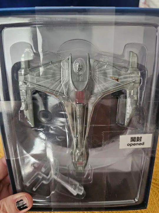 Nave Estelar USS Voyager (Colecionável)