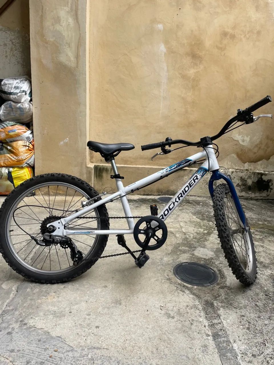 Bicicleta Rockrider Infantil com marcha 
