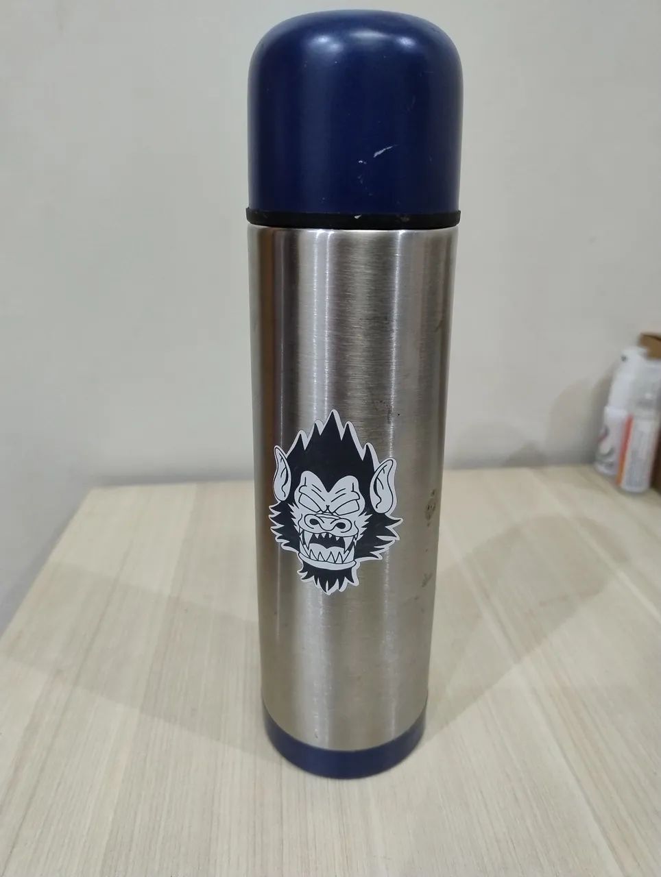 Garrafa Térmica de Aço Inox (1L) p/ chimarrão tchê, tchê, tchê!