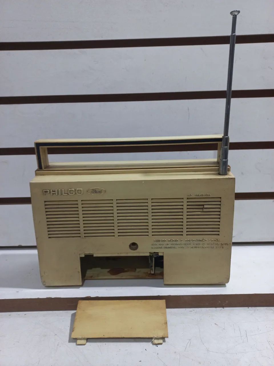Rádio Philco Ford Vintage Solid State - Foto 4