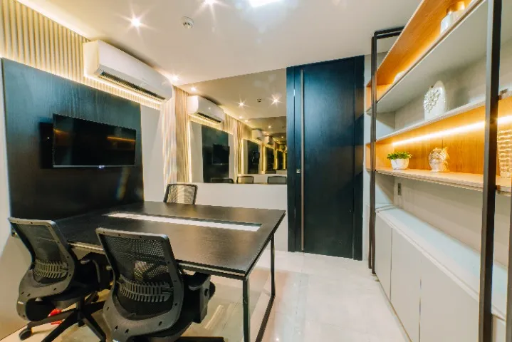 Repasse de Sala Alugada Comercial no Scopa Platinum - Mobiliada e Pronta para Uso