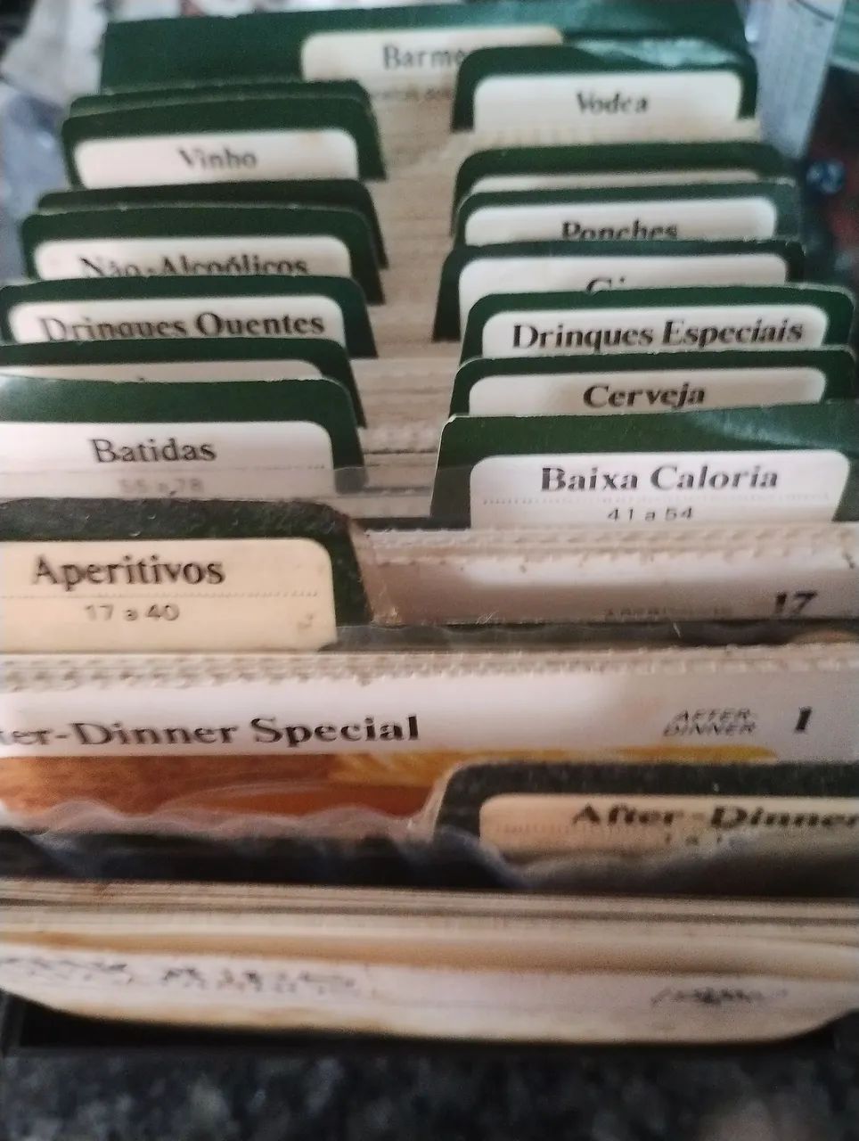 Drinques e salgadinhos ano 1977 editora abril completo