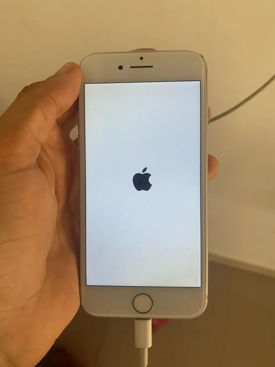 IPhone 8 64 gigas 2 dona não faço troca