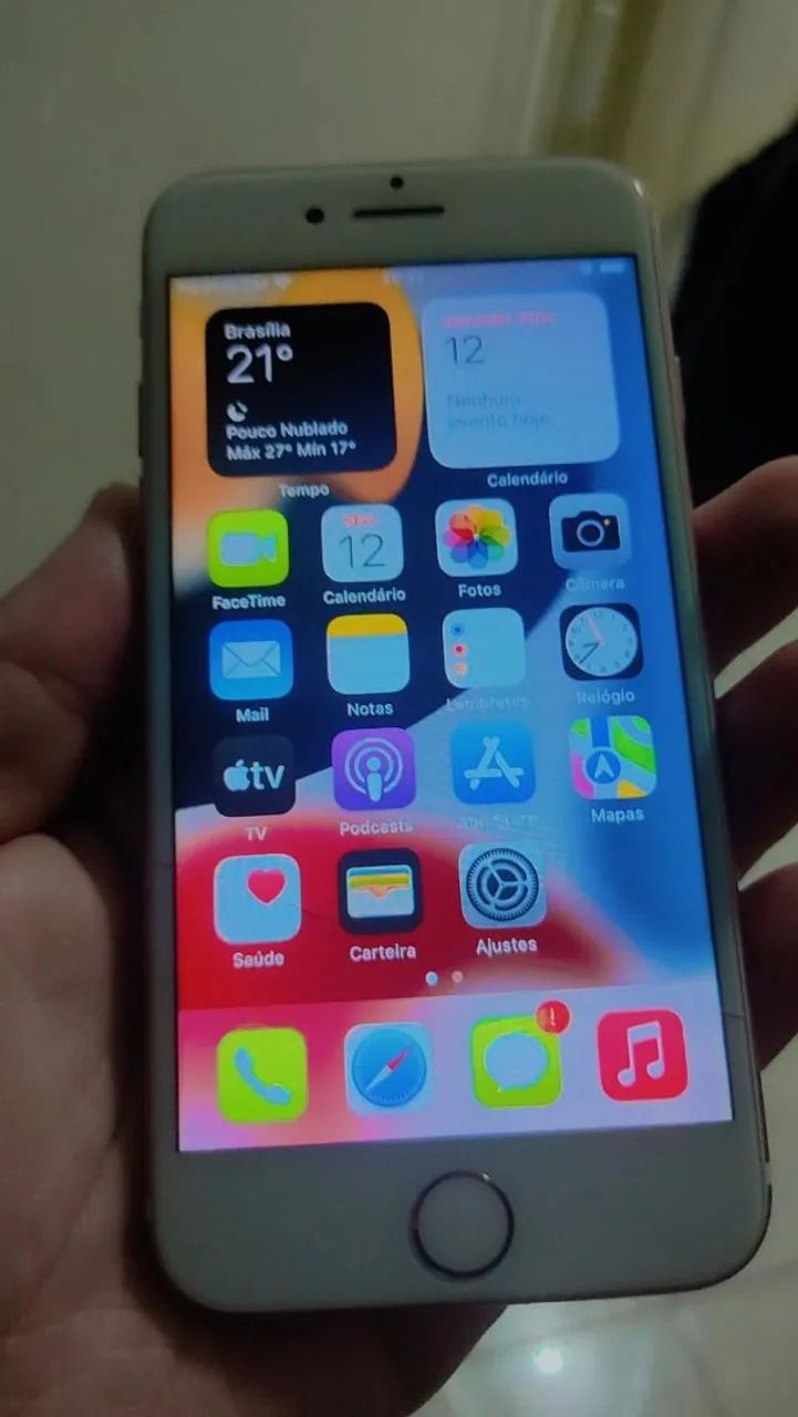 Vendo um iPhone 7 