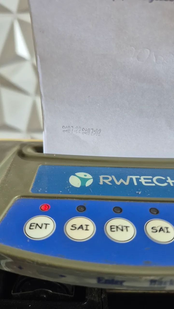 Vendo relógios de marcar ponto 64717211658753123