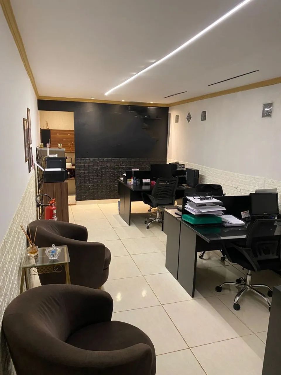 Escritório Comercial com 03 Salas + Residencia com 3 quartos com suíte - Foto 3