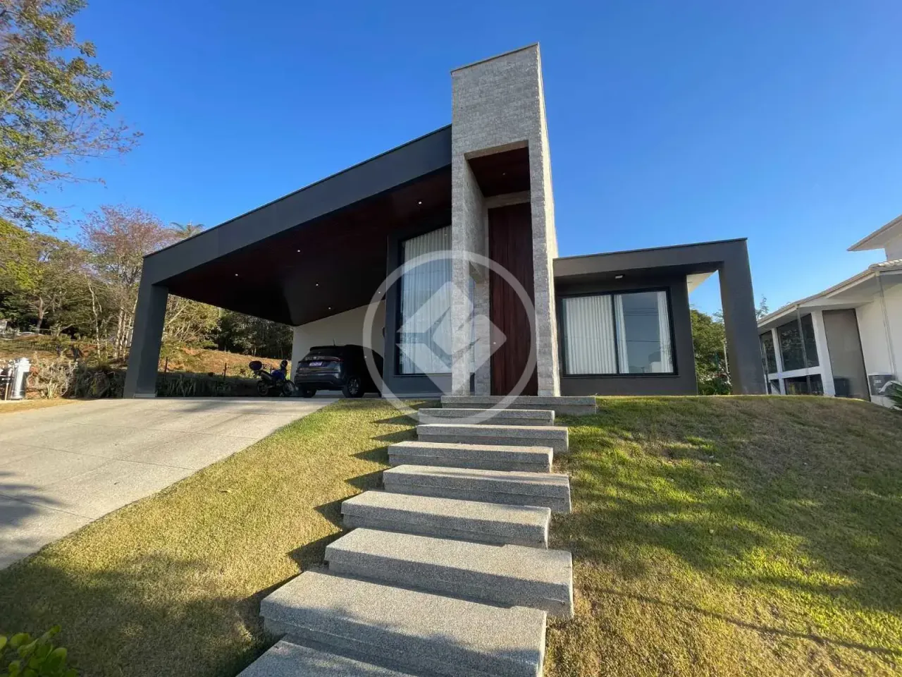 Casa 4 quartos no condomínio Gran Royalle em Confins MG / MY BROKER codigo: 131178