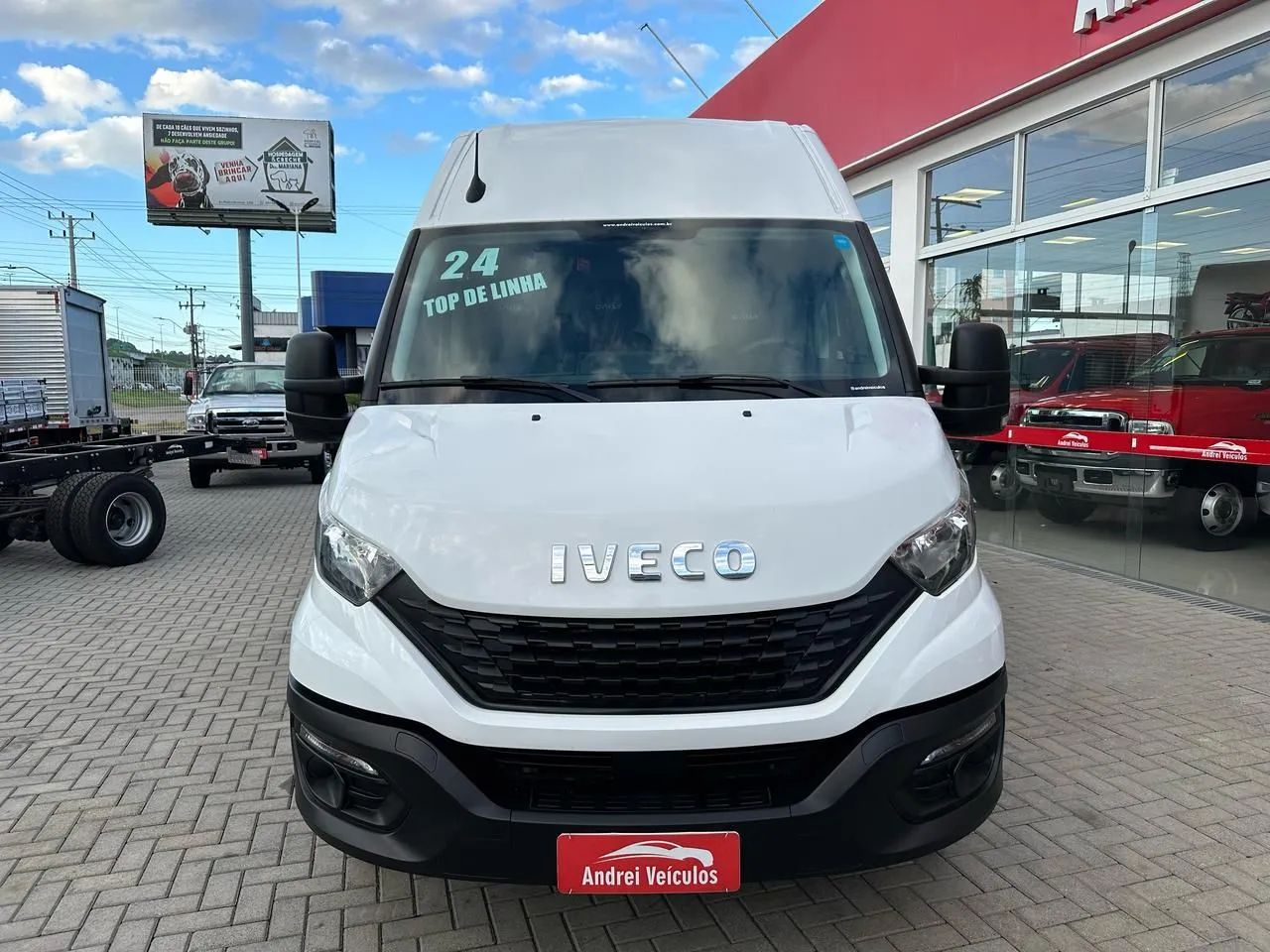 Iveco Daily 30 160 3.0 Longa Teto Alto (Diesel) Completa 2024 - Foto 2