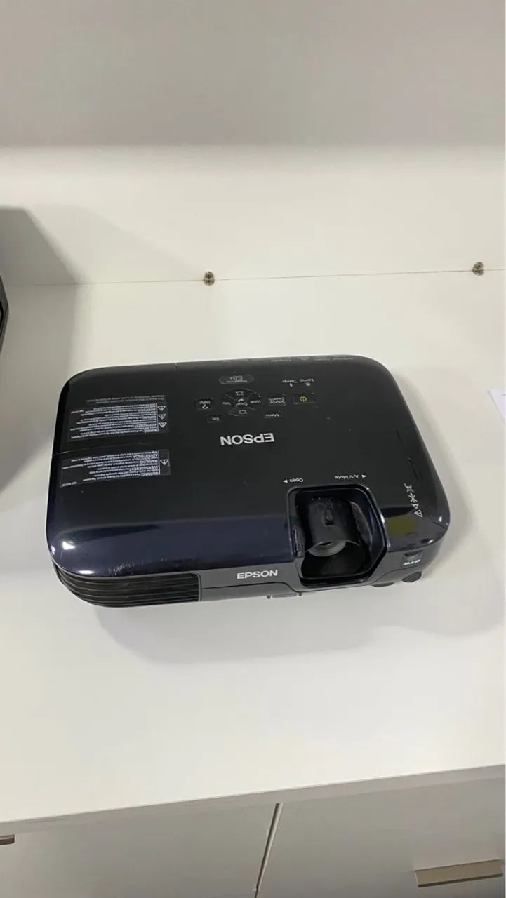 Projetor Epson 3LCD - Ótima Qualidade de Imagem!  - Foto 5